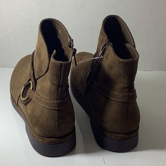 Bella Vita Women's Izzy Boots - Picture 4 of 6